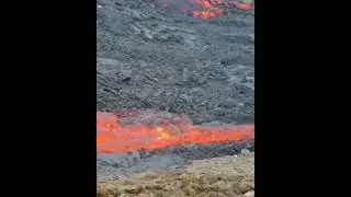 What happens when a rock falls into the lava️
