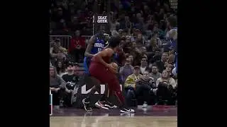 Jarrett Allen dunks so strong 😤 #shorts