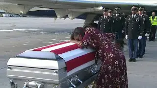 Congresswoman Wilson rips into President Trump after phone call to soldier's widow