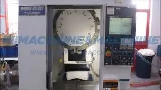 Centro di lavoro Mori Seiki TV300