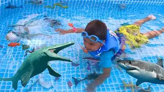 OCEAN DINOSAURS AND ANIMALS  POOL TOYS TWIN BROTHERS