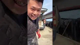 Teach children to politely greet teachers and teachers