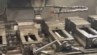 ANAYAK ANAK MATIC-9 CNC Machining Center (1990) &ndash; Working room