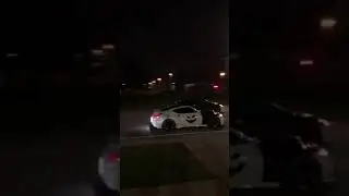 2 Step Nissan 370Z vs Acura RSX | street run