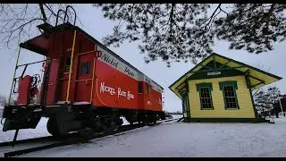 Сохранившиеся депо и товарный вагон NKP