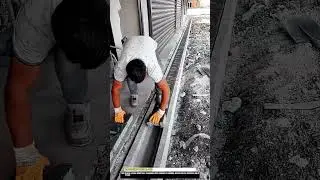 Block Laying Worktool Concrete Channel Installation for Construction