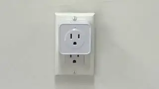 5 Way Multi Plug Outlet Extender, Wall Outlet Expander, Small Electrical