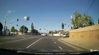 Dashcam Adventures: Almost T-boned by inattentive driver