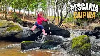 Pescaria de PIABA na varinha de BAMBU e Peixe Frito no fogão de 