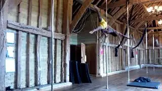 Janeiro Pole Trick Bad Azz Grant *** Pointed Toes, GRace, Strength and Originality *** OH MY