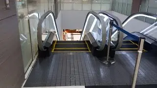 ハピリン 館内の2階から1階へのエスカレーター 日立製