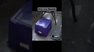 бомба из сухого льда 😳 #шорты #короткоевидео #сухойлед