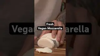Vegan Mozzarella 🧀 #shorts