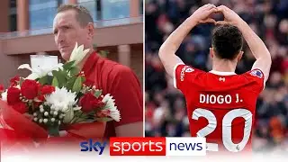 Former Liverpool goalkeeper Chris Kirkland lays flowers at Anfield after passing of Diogo Jota