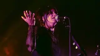 Sharon van Etten & The Attachment Theory - Somethin' Ain't Right - TivoliVredenburg 2025