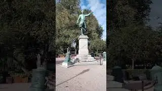 Birds & Statues Stockholm Sweden #stockholm