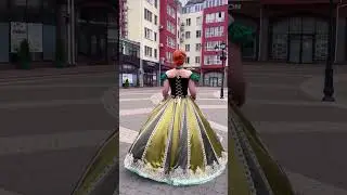 Anna💚😍 #disneyprincess #disneycosplay #cosplay #frozen #frozencosplay #frozen2 #princessdress