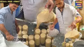 Famous Peshawari Gur Ka Sharbat At Karachi Food Street │Jaggery Summer Drink│Best Drink Of Summer