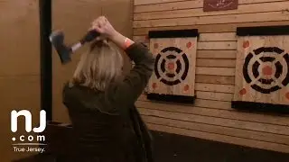 What is hatchet throwing and axe throwing?