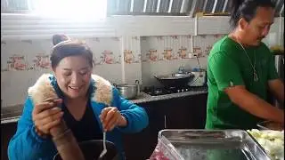 Xab thoj ua zaub mov thiab