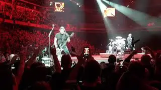 Metallica For Whom The Bell Tolls Kirk and Rob play grabass Kirk's solo Indianapolis Indiana 3/11/19