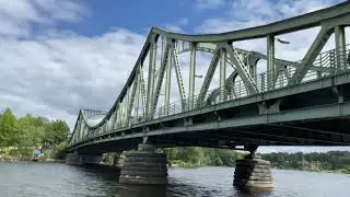 Glienicker Br&uuml;cke:weltweite Bekanntheit durch spektakul&auml;r inszenierten 3. & letzten Agentenaustausch