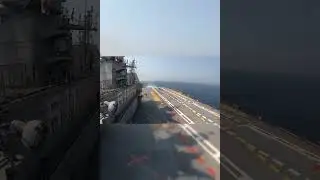 For the first time, an Indian-made fighter (LCA Navy) today made a maiden landing on INS Vikrant  🇮🇳