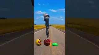 wait she jump on new colour monster Pac Man vs Big monster Pac Man #shorts #youtubeshorts
