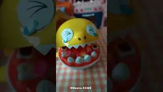 [Toy ASMR] Baby shark crying in pain after drinking a Beverage🧃🦈음료수 먹방하고 아파서 우는 아기상어