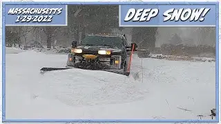 Plowing a Large Driveway (Real Time)