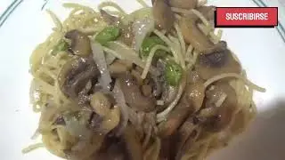 ESPAGUETI CON CHAMPIÑONES
