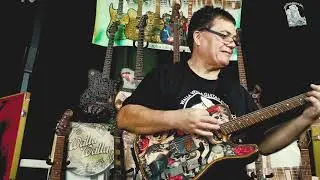 Nelson Mansilla&rsquo;s playing our Walla Walla Guitar  DOTD Girls Maverick Crystal guitar.