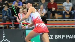 Iga Swiatek  / 18 year old Super Tennis Player