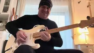 PerfectSound - Pink Floyd - Another Brick In The Wall guitar solo theme