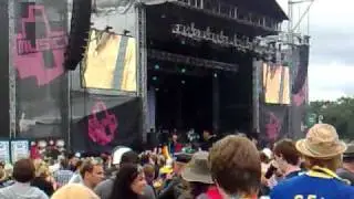 V Festival 2010 Weston Park Jamie T Sticks N Stones by Ian Morris