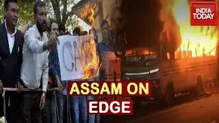 Anti Citizenship Bill Protest Turns Violent In Assam; Bus Set On Fire | India Today Ground Report