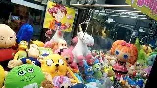 Awesome Halloween & Despicable Me Claw Machine Wins!