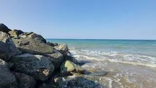 Ocean Waves Crashing on Rocks , 4k Relaxing Sea Sounds