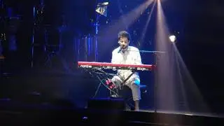27.09.2021 Barcelona - Camilo, Manos de tijera