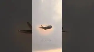 INSANE F-35A High Speed Pass #aviation #airplanes #usaf #f35 #supersonic #aircraft #flying #viral