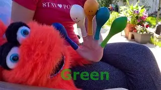 Learn Colors With Water Balloon Fun | Daddy Finger Song | JoJo Kids Show | Water Fun