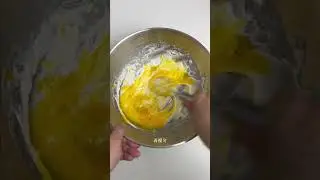 As long as you have a pot you can make Hongrong steamed cake It s as soft and deliciou