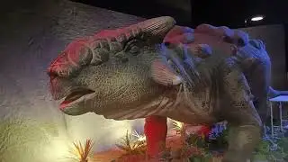 Dinosaur Sounds Inside at Manila Zoo | Metro Manila