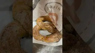 Philly&rsquo;s Pretzel Paradise 🥨 | Miller&rsquo;s Twist at Reading Terminal Market