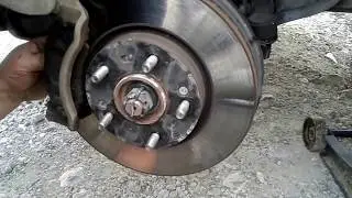 Front brake pad inspection & Replacement 2009 Hyundai Tucson