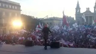 Cristina Novelli live fuq il Fossos
