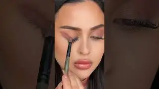 The ultimate eyeshadow hack #makeup #shorts #hack #hacks #tips #eyeshadowhack