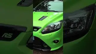 P&eacute;pite de la semaine chez Simplicicar Troyes : Ford Focus RS MK2