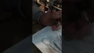 Sadi ki kadhai & gola sketch in making! 🧶✍️ Client privacy ke liye face hide rakha hai. #shorts