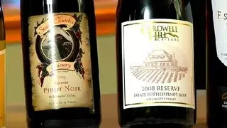 Wine Pairing With a Pinot Noir for a Duck Confit Dinner : Food & Wine Pairing
